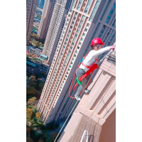 上海楊浦公園高空吊繩作業(yè)