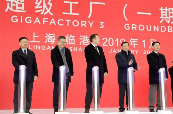 特斯拉二把手上位之路：朱曉彤如何打動馬斯克？