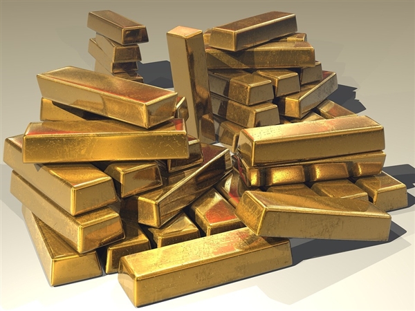 金價(jià)一路狂飆 有人8斤黃金變現(xiàn)174萬：國內(nèi)中老年狂買 還有人已賺32萬元