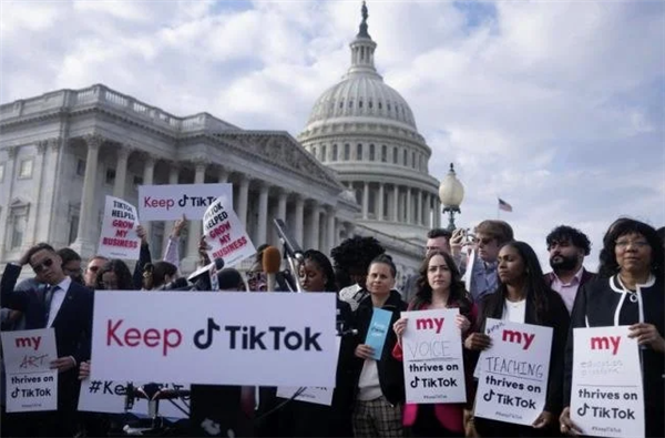 TikTok的聽證會上：美國眾議員就像“險惡無能的復(fù)讀機”
